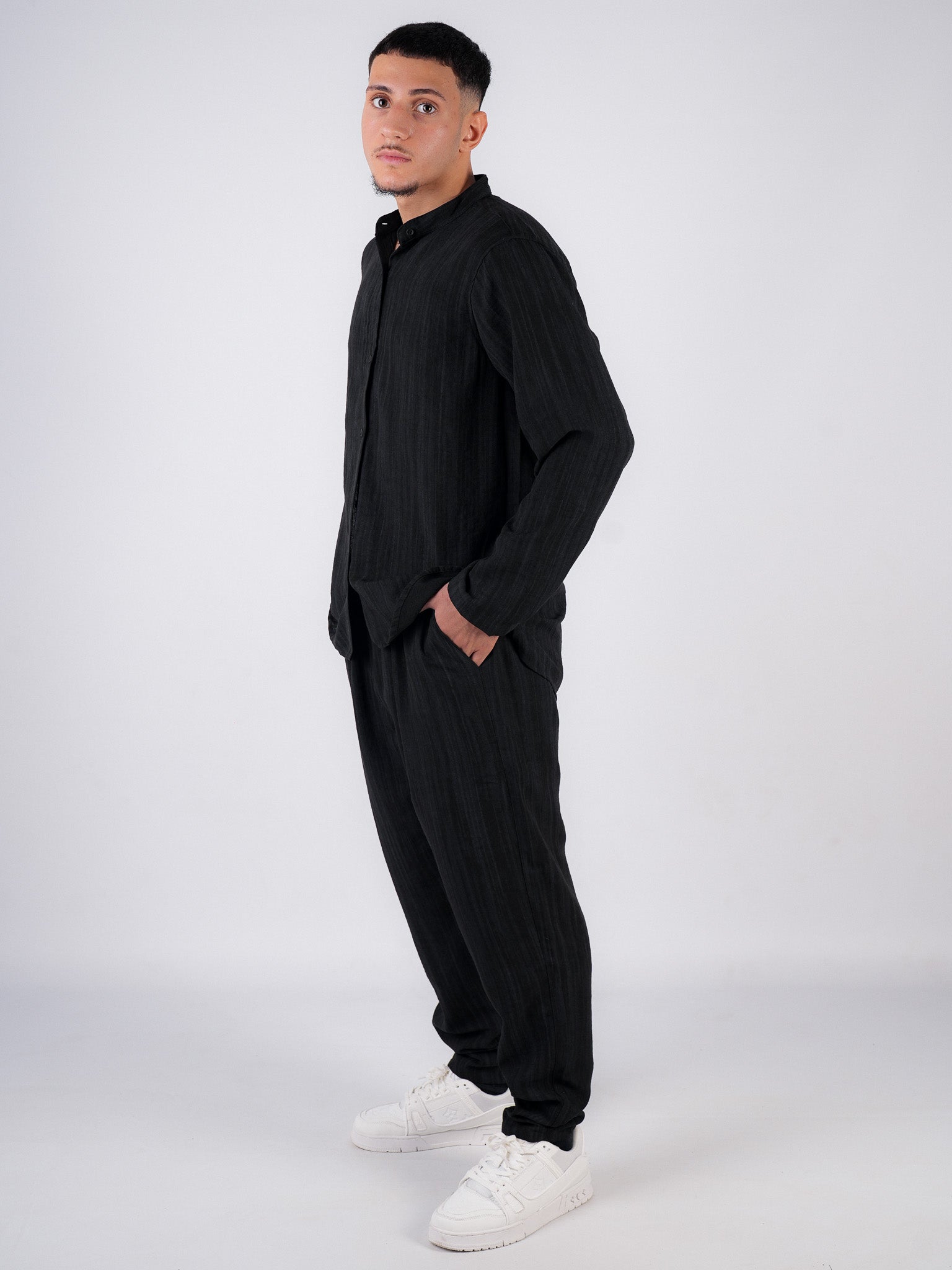 Set Layl – Schwarz Struktur