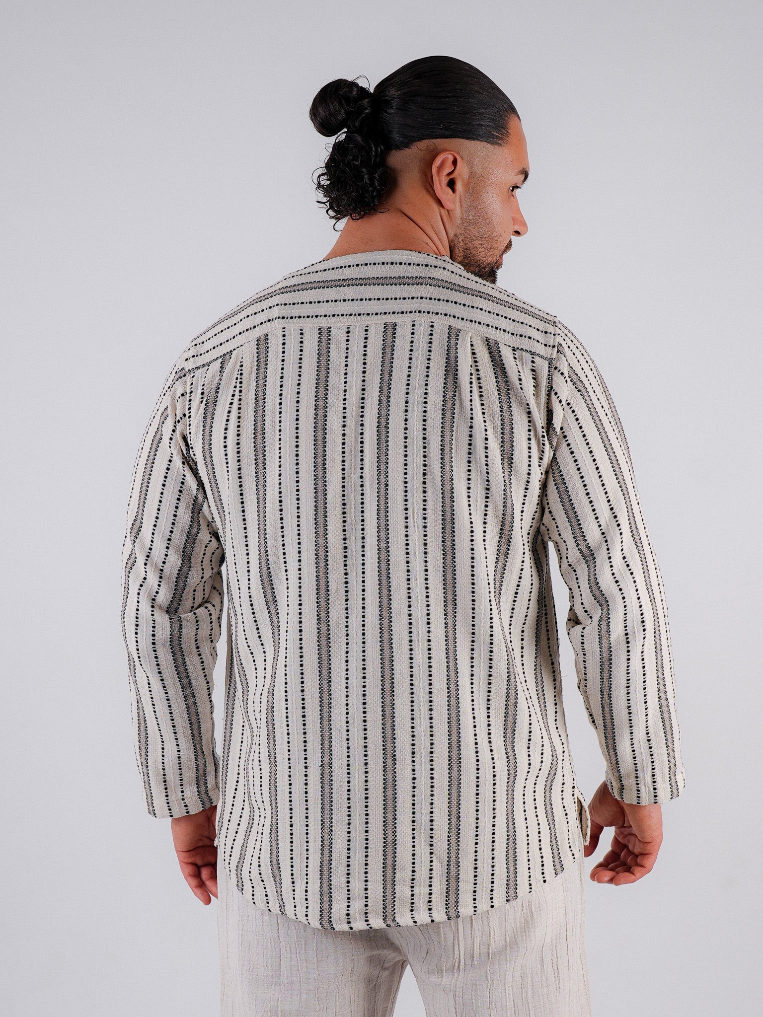 Herrenhemd Anadolu Linien in Schwarz