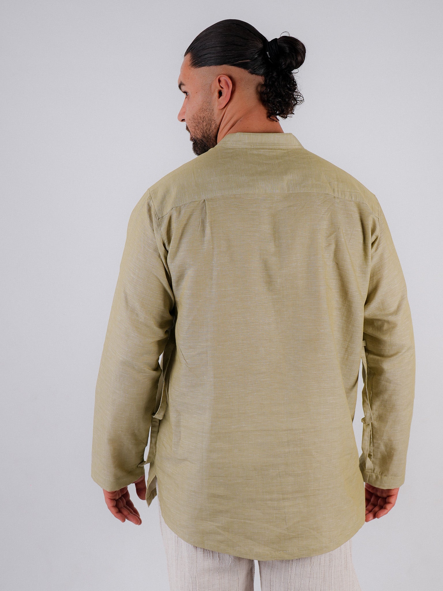 Hemd Zayd – Olivgrün & klassisch