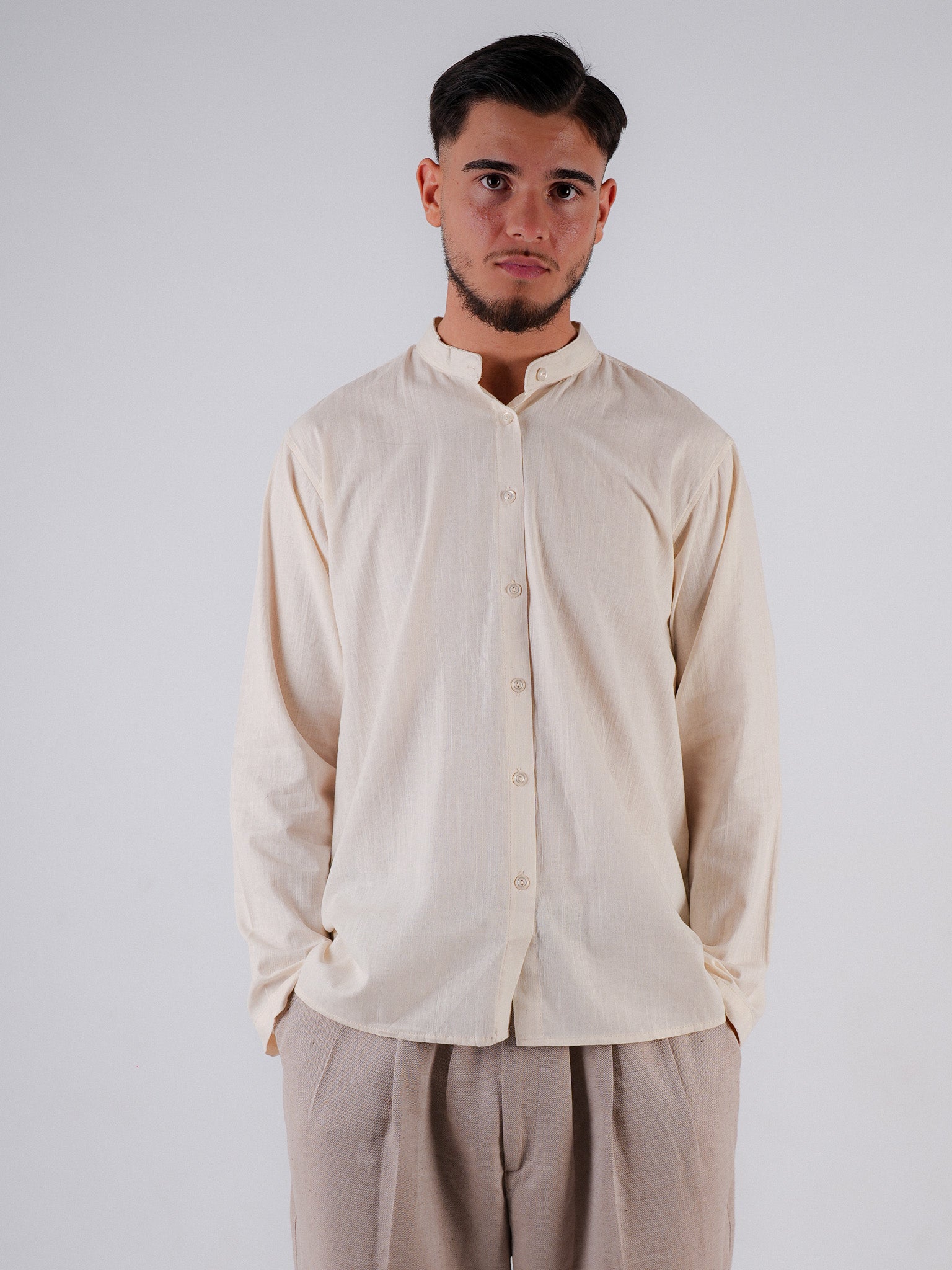 Hemd Tariq – Klassisch in Creme