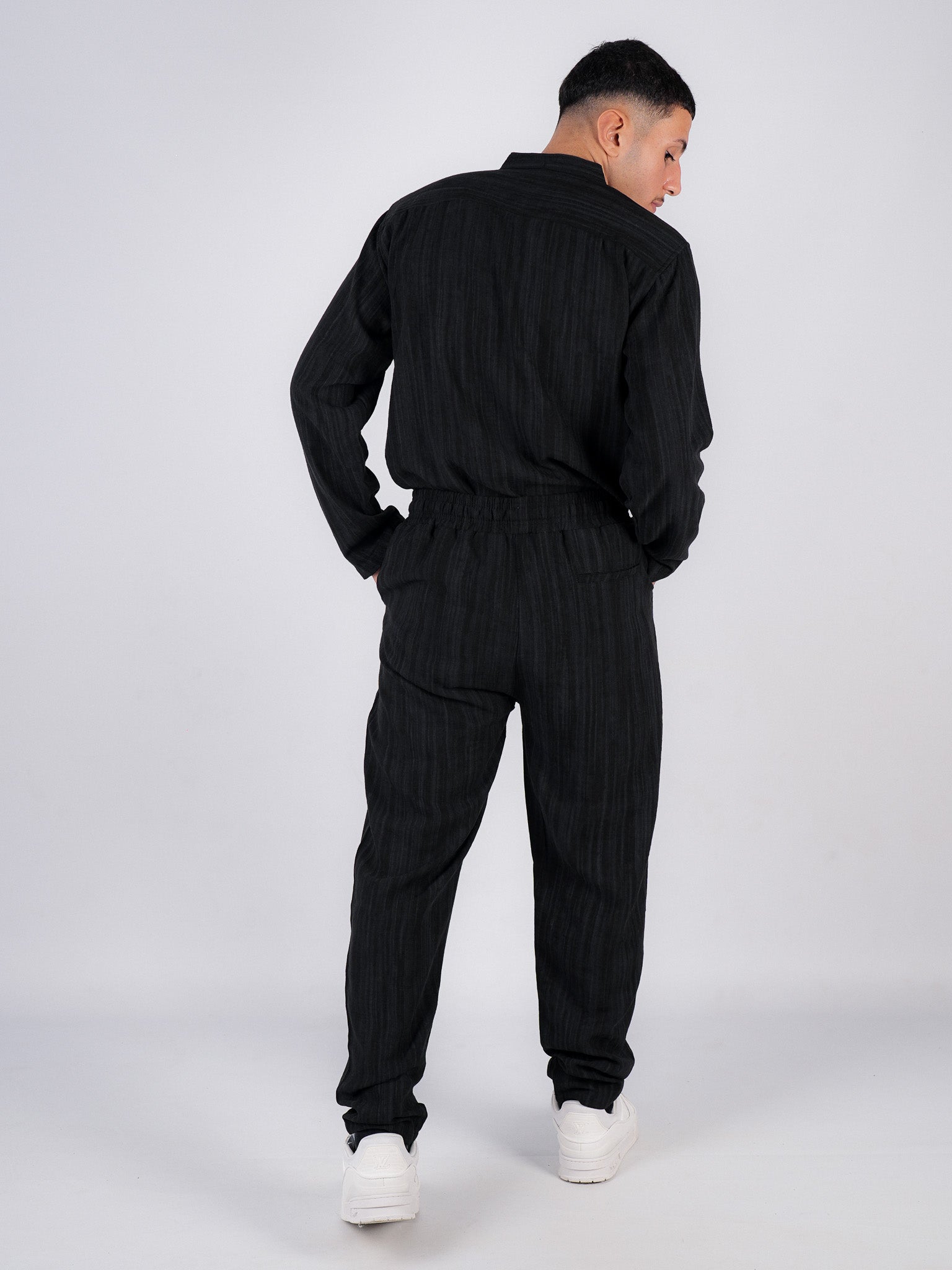 Set Layl – Schwarz Struktur