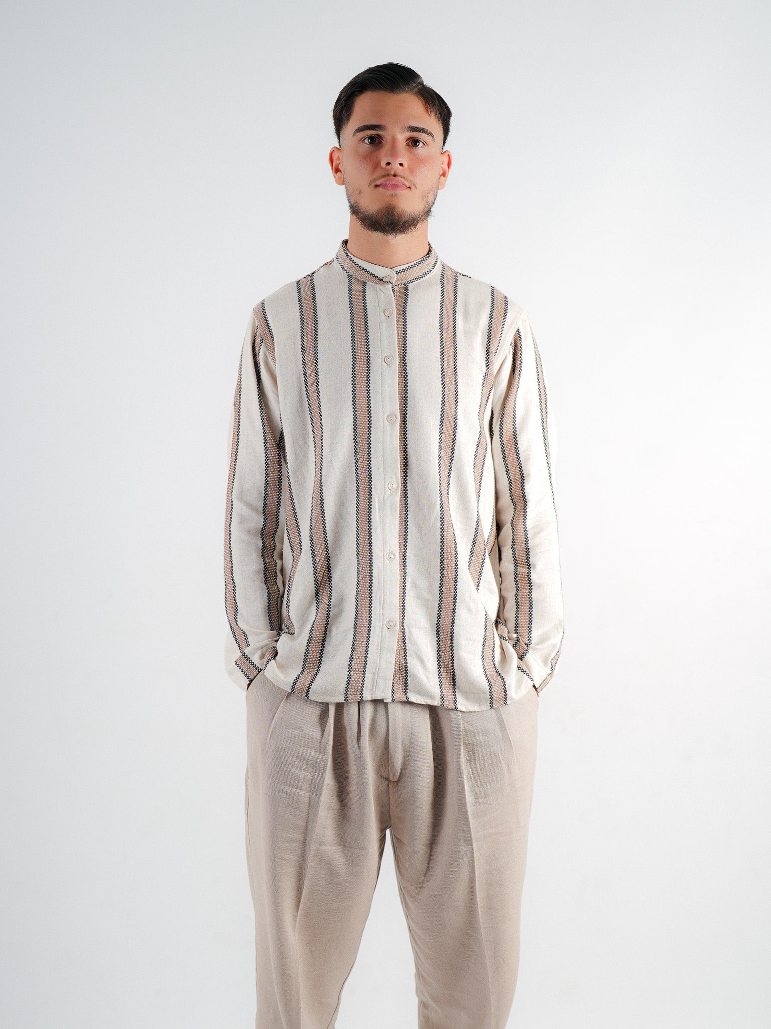 Herrenhemd „Safran“ – Gestreift in Creme-Beige