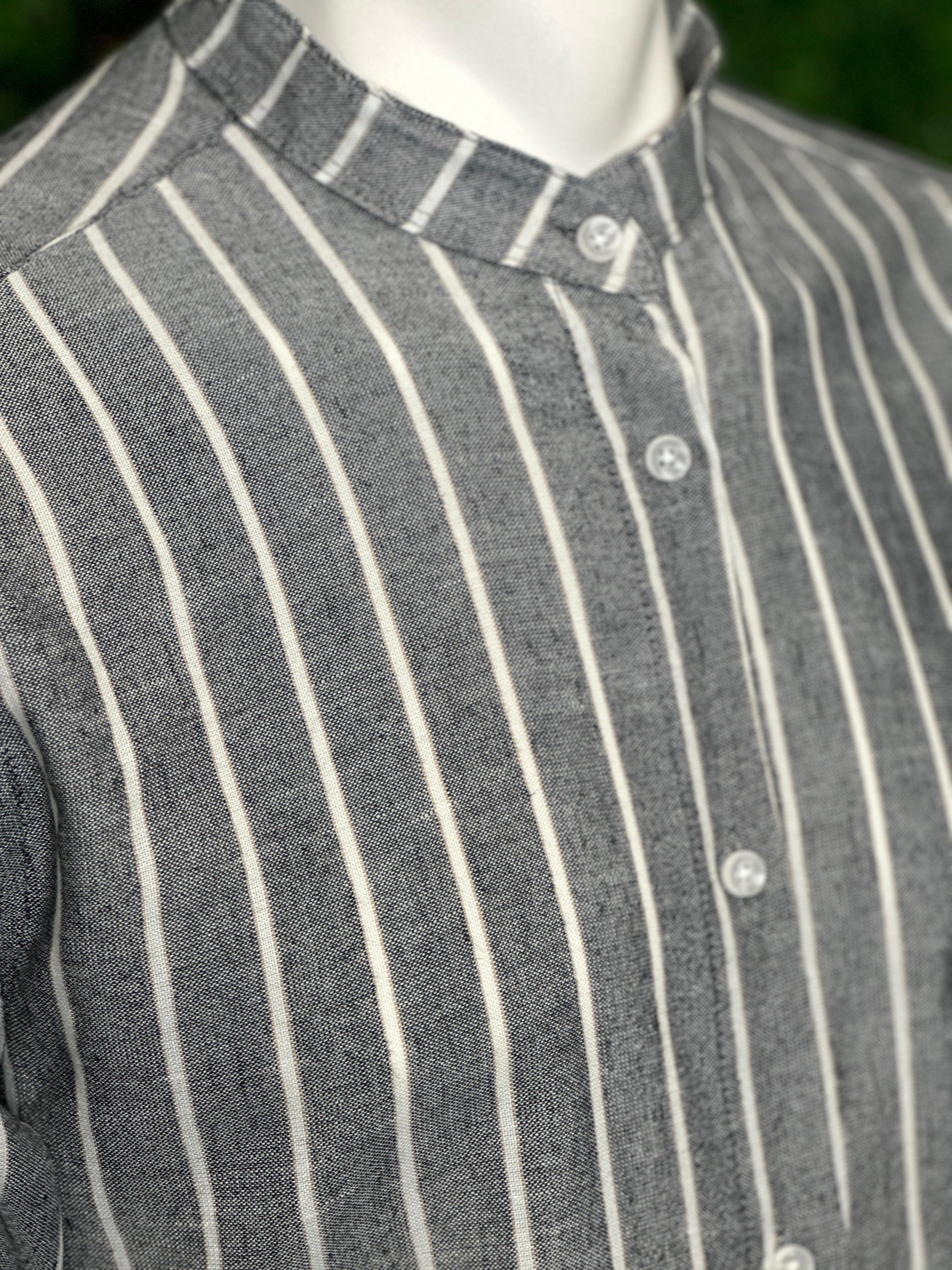 Gestreiftes Hemd, schwarz / weiß