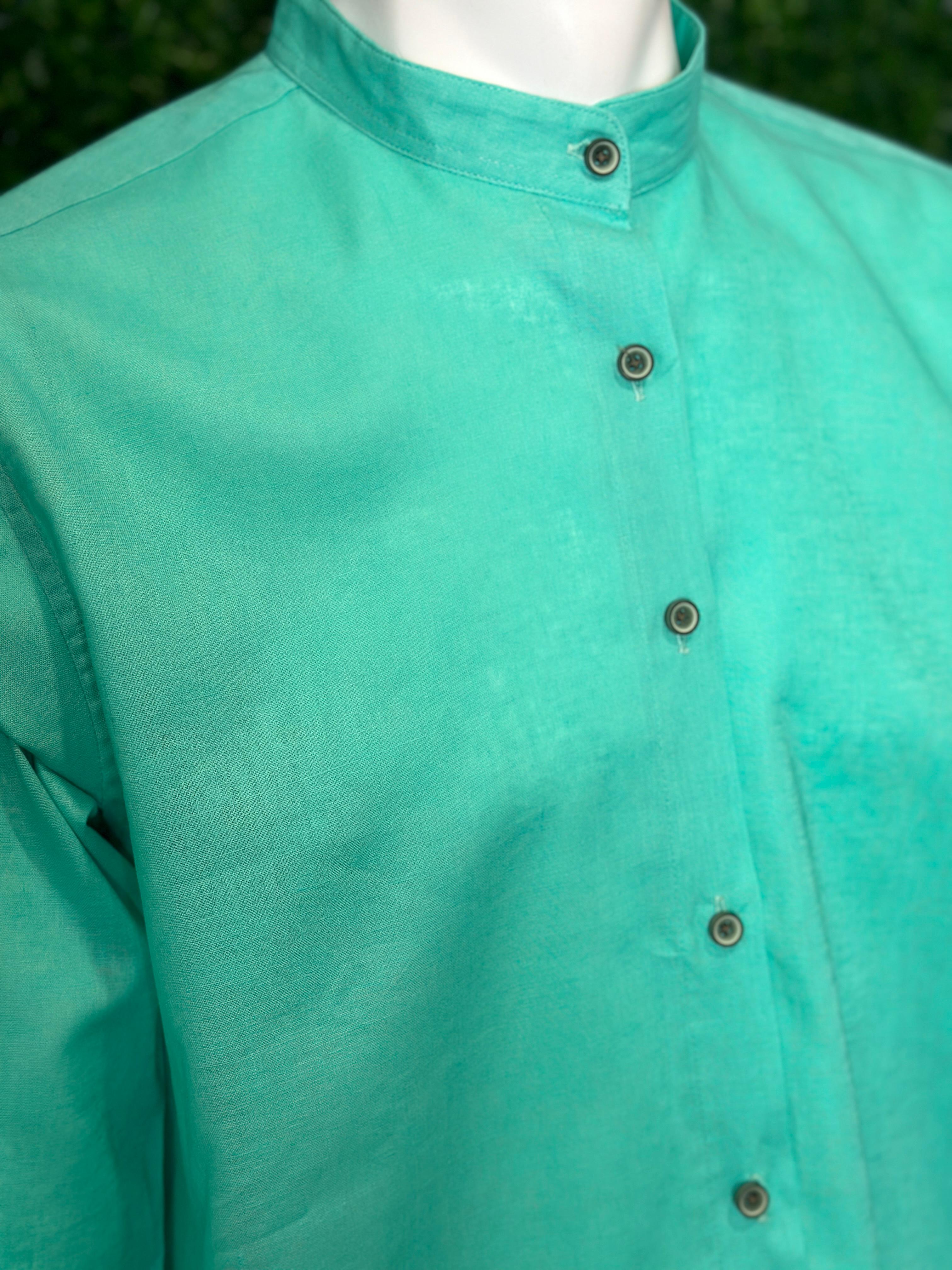 Hemd, aus Leinen, grün